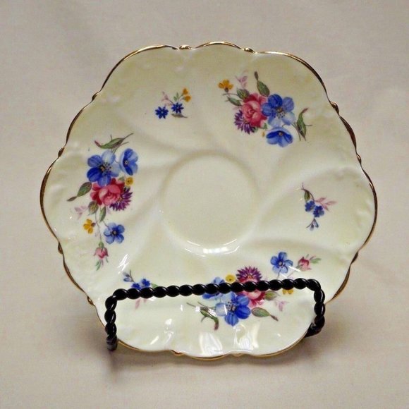 Paragon Fine Bone China by Appointment to HM the Queen Floral Tea Cup & Saucer - Picture 10 of 12